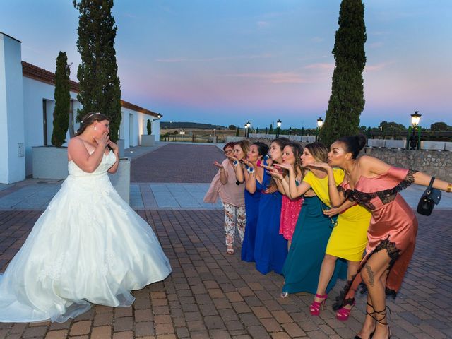 La boda de Juan Antonio y Susana en Cáceres, Cáceres 17