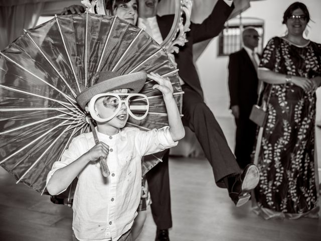 La boda de Javi y Paula en Catarroja, Valencia 16