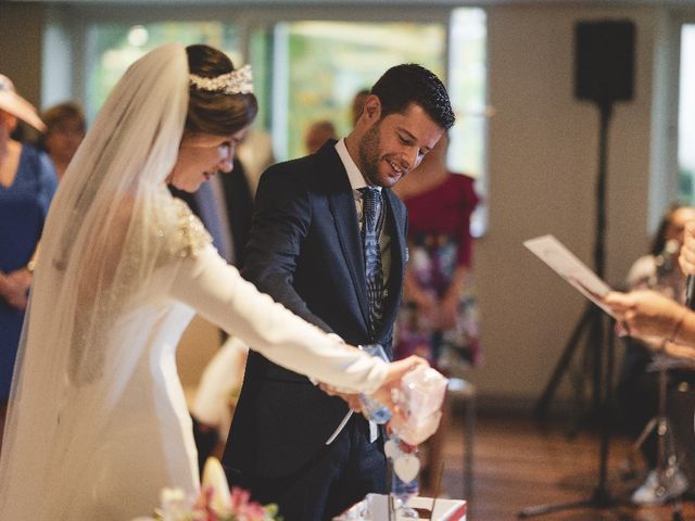 La boda de José Ramón  y Myriam en Pamplona, Navarra 34