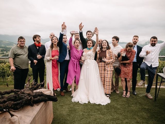 La boda de Iñaki y Ostaizka en Villabona, Guipúzcoa 14