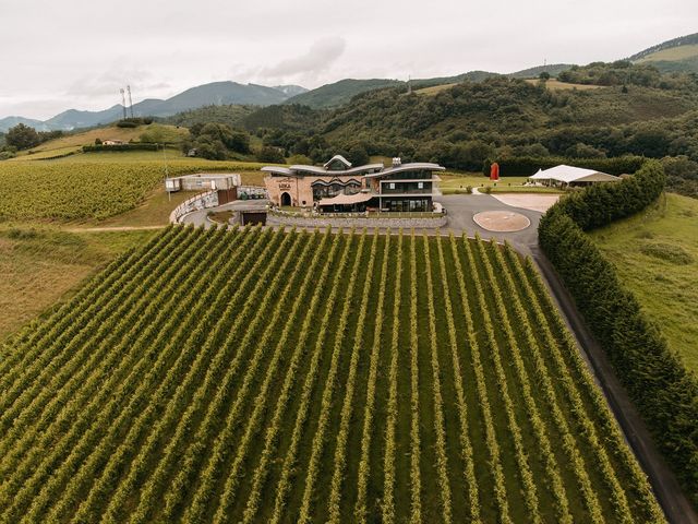 La boda de Iñaki y Ostaizka en Villabona, Guipúzcoa 2