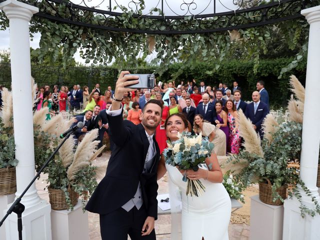 La boda de Laura y Manuel en Velez Malaga, Málaga 29