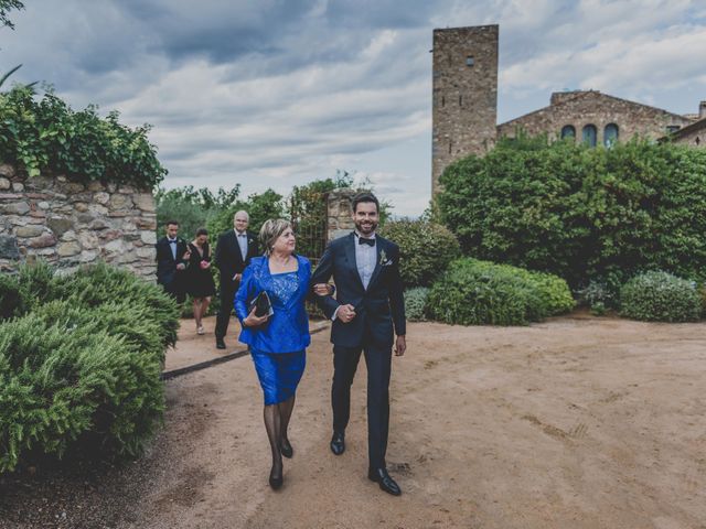 La boda de Josep y Martina en La Bisbal d&apos;Empordà, Girona 49