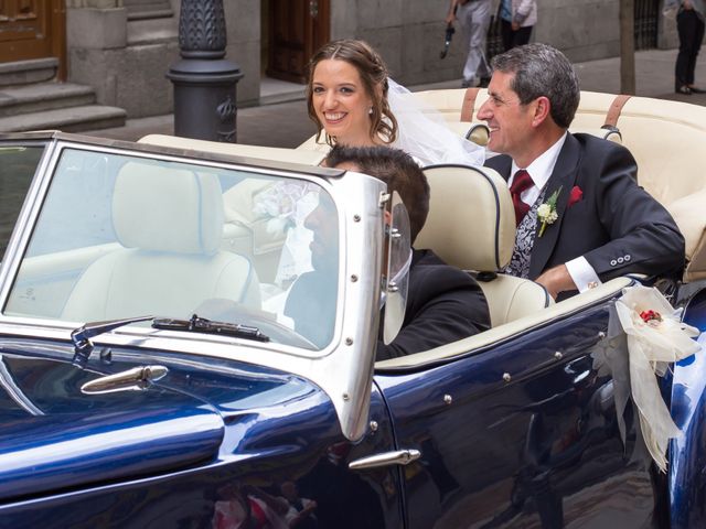 La boda de Carlos y Mónica en Madrid, Madrid 37