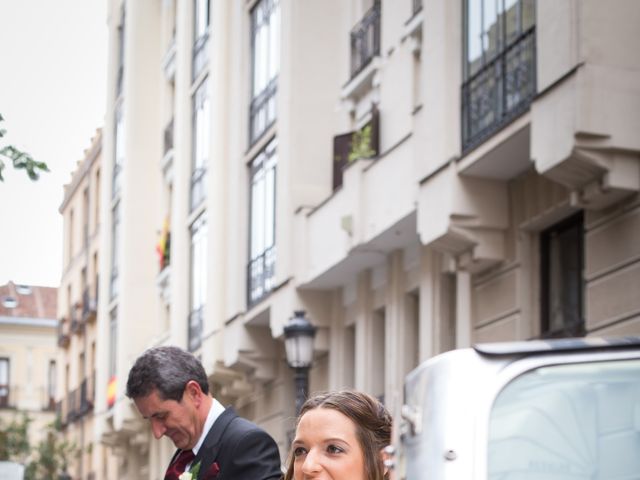 La boda de Carlos y Mónica en Madrid, Madrid 38