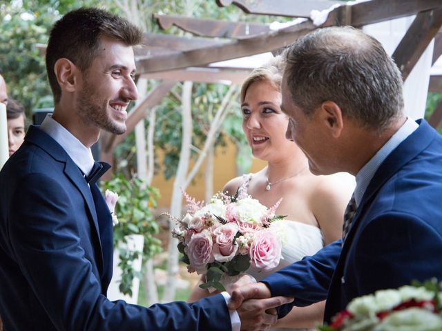 La boda de Mihai y Cristina en Valdetorres De Jarama, Madrid 23