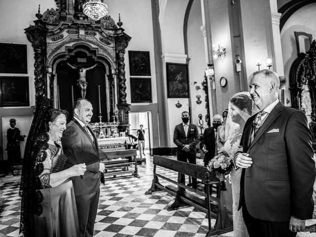La boda de Marta y Manuel en Alcala De Guadaira, Sevilla 12