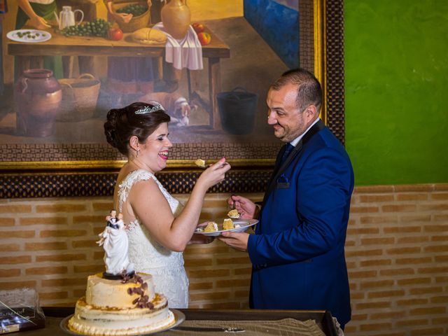 La boda de Marta y Manuel en Alcala De Guadaira, Sevilla 30