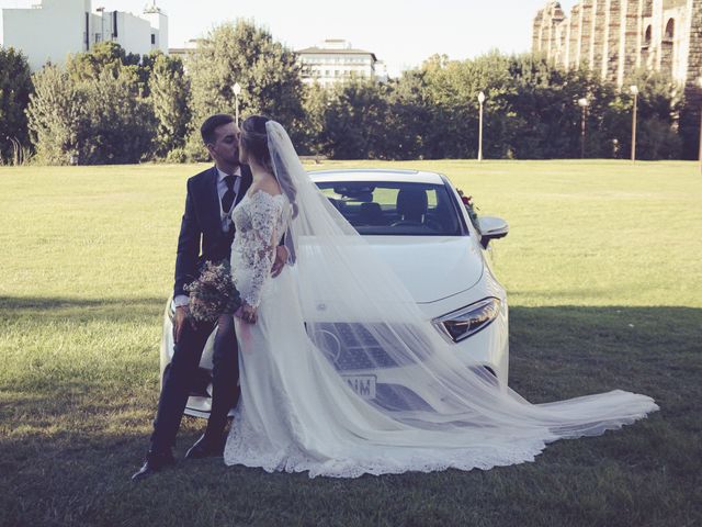 La boda de Asier y Elena en Mérida, Badajoz 28