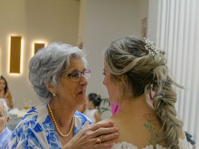 La boda de Asier y Elena en Mérida, Badajoz 33