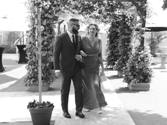 La boda de Macarena y Santi en Santa Cruz De Tenerife, Santa Cruz de Tenerife 30