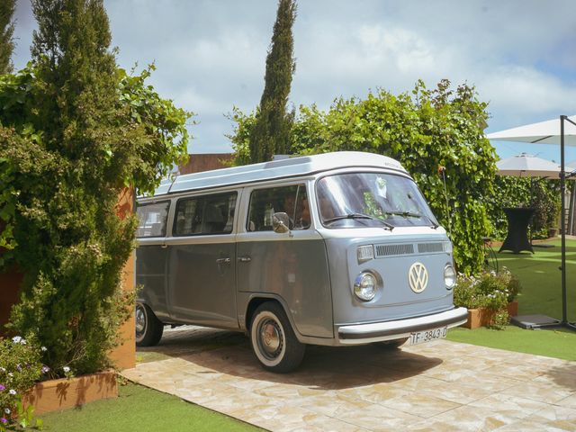 La boda de Macarena y Santi en Santa Cruz De Tenerife, Santa Cruz de Tenerife 35