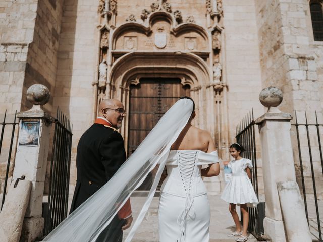 La boda de David y Alba en Alcalá De Henares, Madrid 32