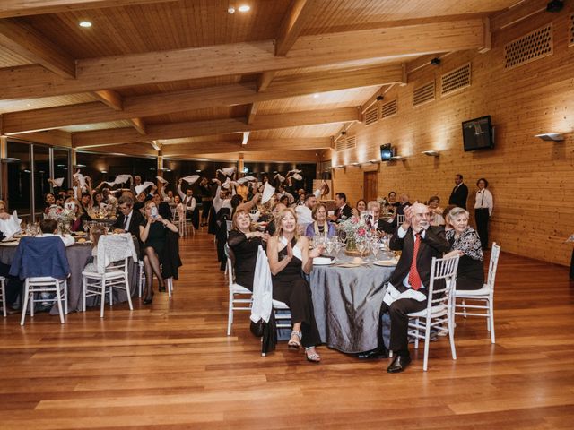 La boda de Raúl y Mari en Alella, Barcelona 131