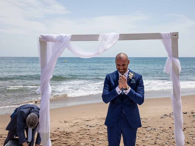 La boda de Ángel y Claudia en Les Botigues De Sitges (Sitges), Barcelona 24