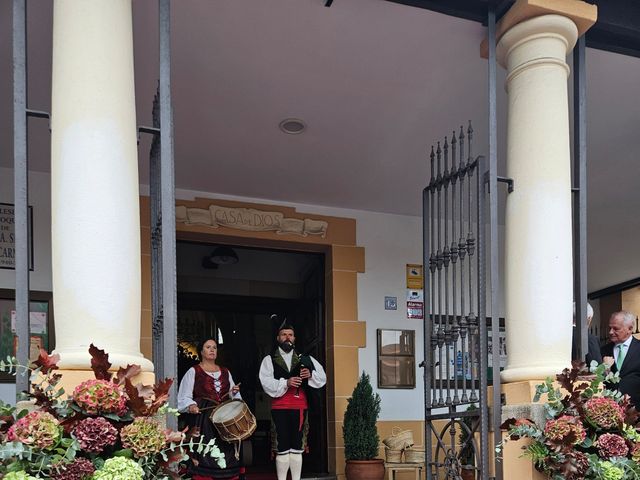 La boda de Gonzalo y Covadonga  en Salinas, Asturias 38