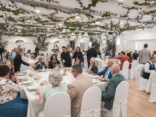 La boda de Alberto y Cristina en Medellin, Badajoz 9