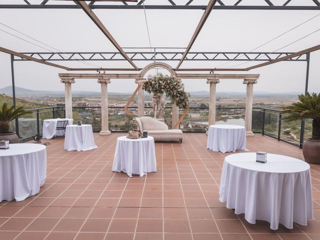 La boda de Alberto y Cristina en Medellin, Badajoz 10