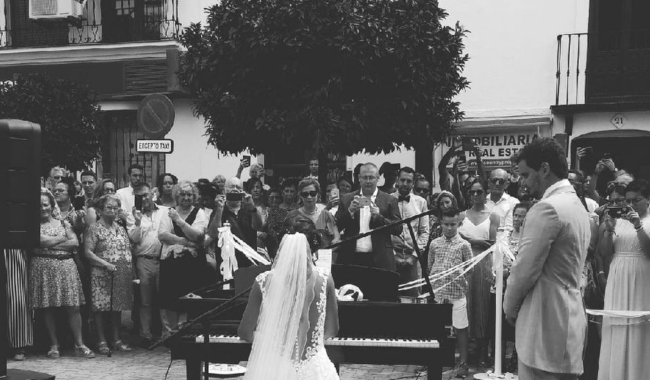 La boda de Pablo y Isabel en Sedella, Málaga