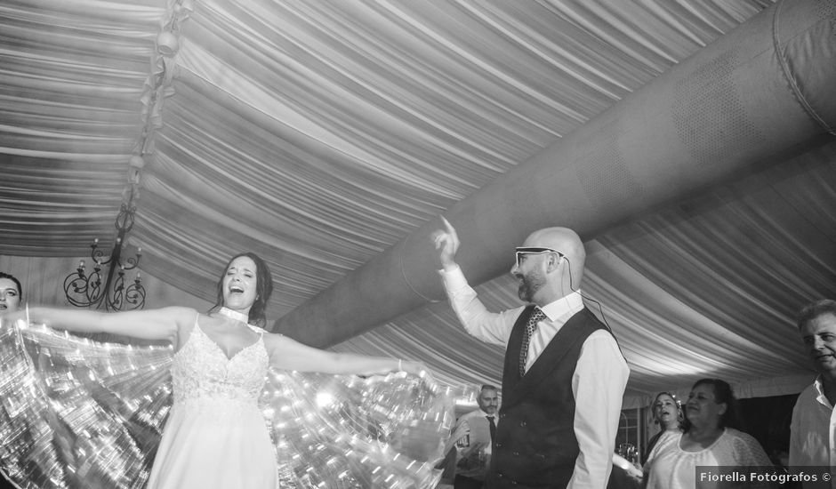 La boda de Javier y Desire en Alcala De Guadaira, Sevilla