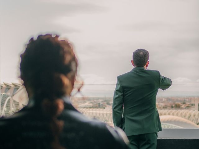 La boda de Pablo y Paula en Valencia, Valencia 17