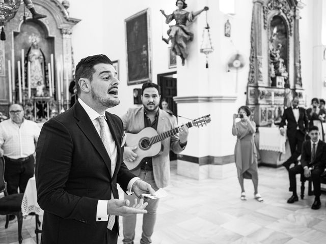 La boda de Rafa y Lorena en Bollullos De La Mitacion, Sevilla 17