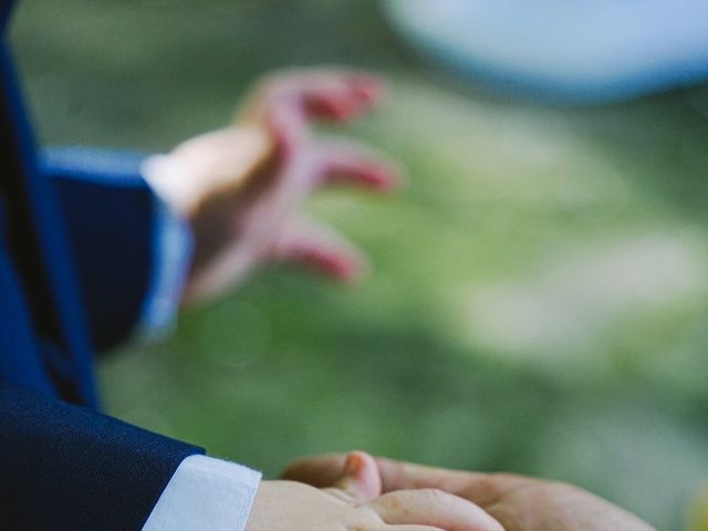 La boda de Adrián y Lidia en Redondela, Pontevedra 18