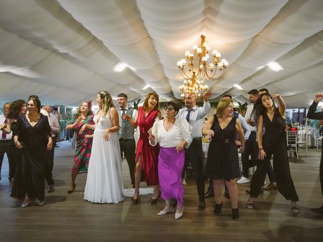 La boda de Adrián y Lidia en Redondela, Pontevedra 27