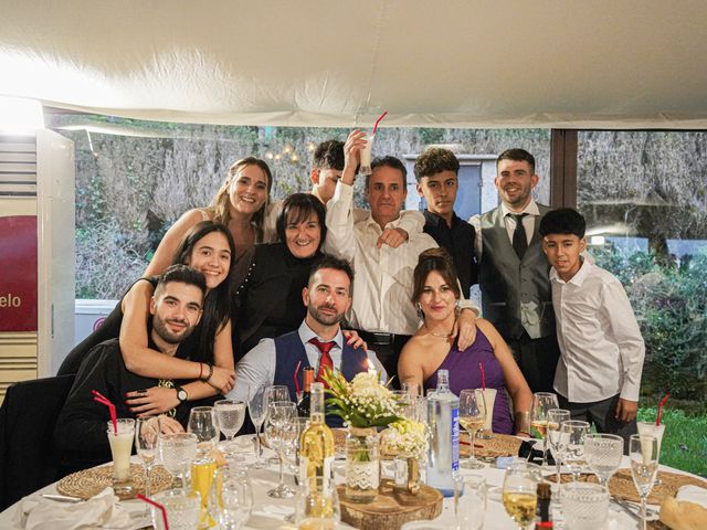 La boda de Adrián y Lidia en Redondela, Pontevedra 30