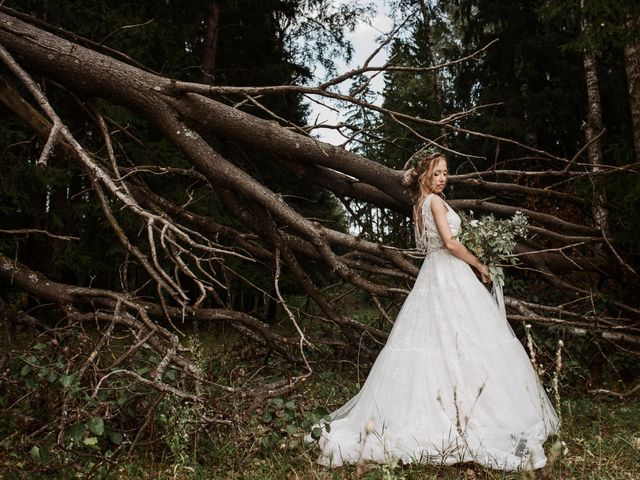 La boda de Yeroslava y Eugenie en Santander, Cantabria 17