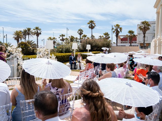 La boda de Leticia y Javier en Valencia, Valencia 68