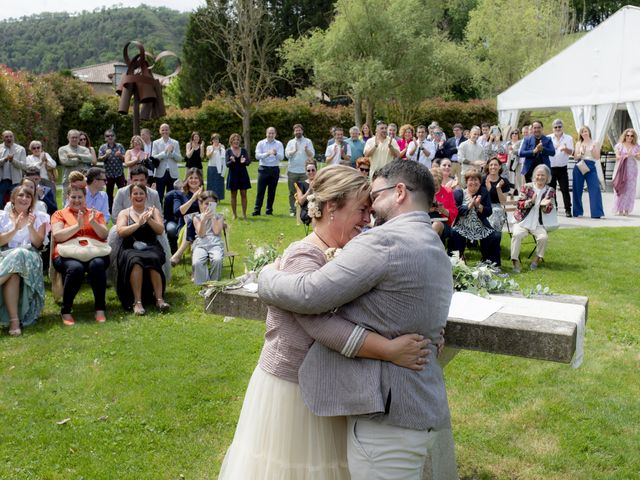 La boda de David y Raquel en Quejana, Álava 18