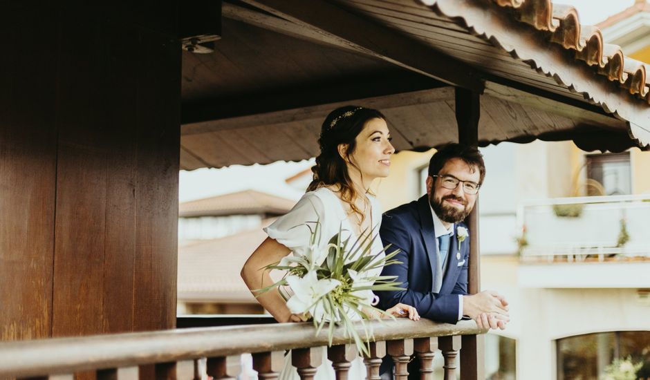 La boda de Andrés y Sandra en Posada De Llanera, Asturias