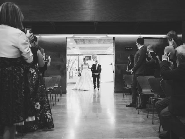 La boda de Javi y Laura en Sabadell, Barcelona 75