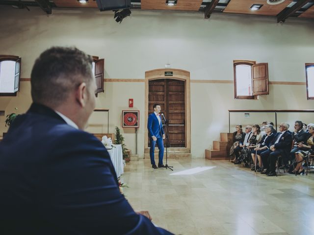 La boda de Javi y Laura en Sabadell, Barcelona 80