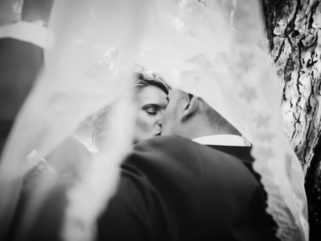 La boda de Javi y Laura en Sabadell, Barcelona 1