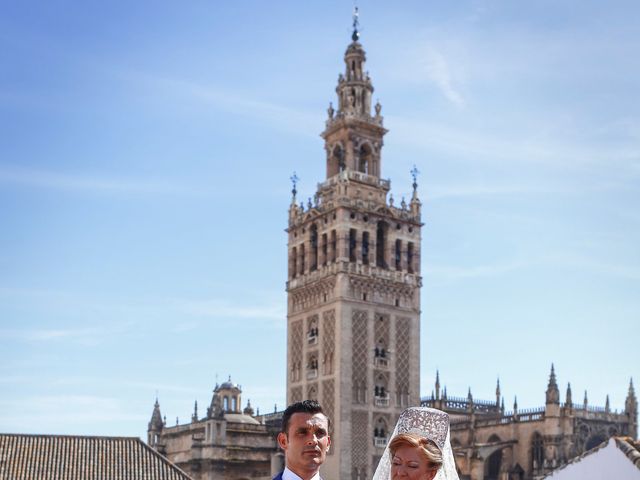 La boda de Francisco y Estefania en Sevilla, Sevilla 5