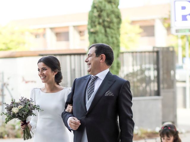 La boda de Silvia y José Antonio en Alalpardo, Madrid 21