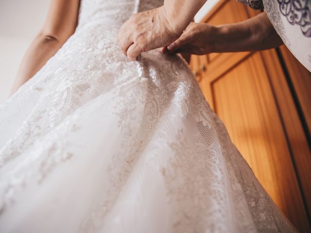 La boda de Kenan y Isabel en Sant Fost De Campsentelles, Barcelona 15