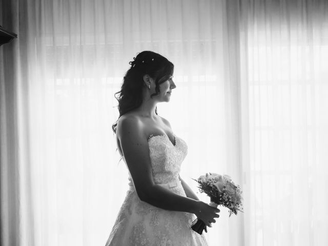 La boda de Kenan y Isabel en Sant Fost De Campsentelles, Barcelona 28