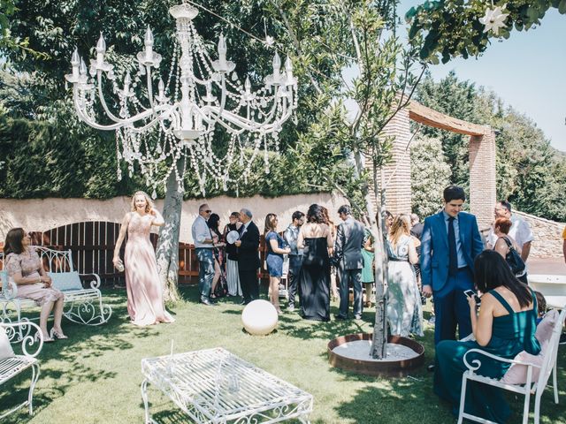 La boda de Kenan y Isabel en Sant Fost De Campsentelles, Barcelona 40