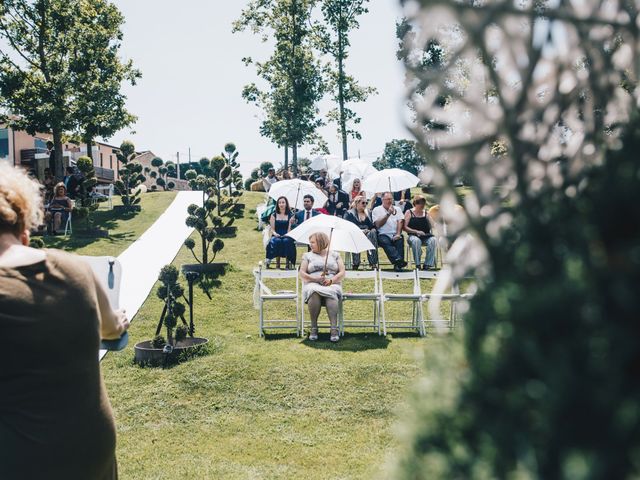 La boda de Kenan y Isabel en Sant Fost De Campsentelles, Barcelona 47