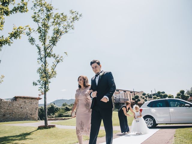 La boda de Kenan y Isabel en Sant Fost De Campsentelles, Barcelona 49