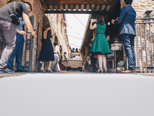 La boda de Kenan y Isabel en Sant Fost De Campsentelles, Barcelona 111