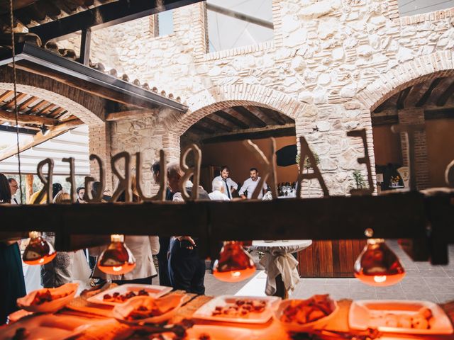 La boda de Kenan y Isabel en Sant Fost De Campsentelles, Barcelona 116