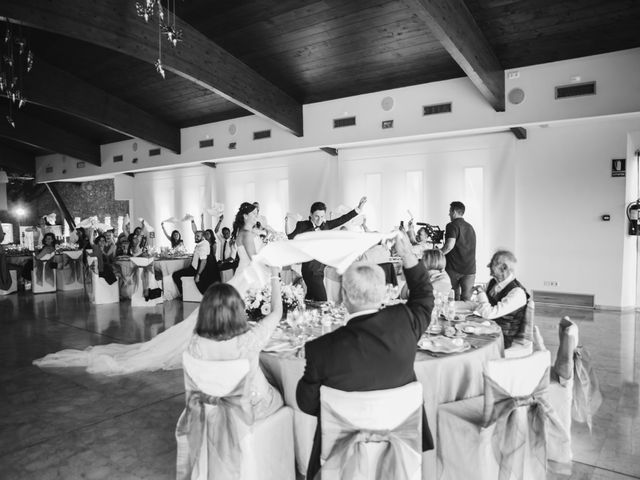 La boda de Kenan y Isabel en Sant Fost De Campsentelles, Barcelona 131