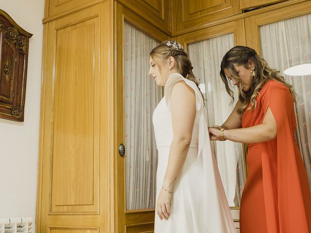 La boda de Carlos y Elisa en Chinchon, Madrid 25