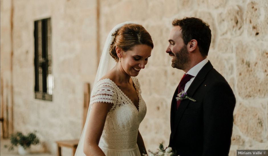 La boda de Marcos y Carmen en Tiedra, Valladolid