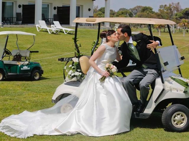 La boda de Juanmi y Lydia en Málaga, Málaga 11