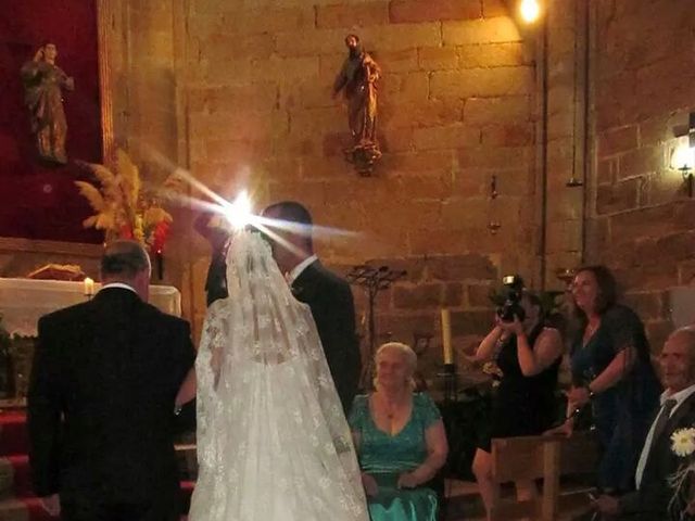 La boda de Antonio y Jennifer en Torre De Don Miguel, Cáceres 15